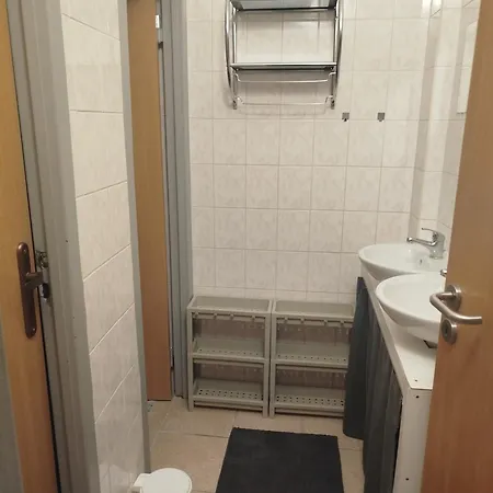 3 Apartment,parking Apartment