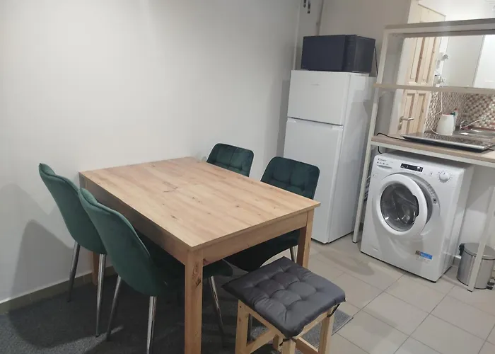 3 Apartment,parking Apartament